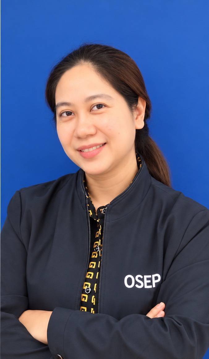 นางปิยะณัฐ หอมวิเชียร